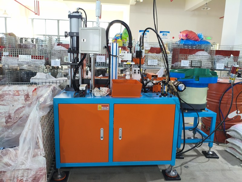 ผู้ผลิตล้อเลื่อนของจีน CMCL Caster เปิดตัวอุปกรณ์อัตโนมัติ ซึ่งได้รับการอัพเกรดทั้งในด้านความจุและคุณภาพ